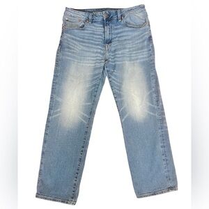 American Eagle Outfitters Blue Relax Straight-Leg Jeans with Classic Appeal